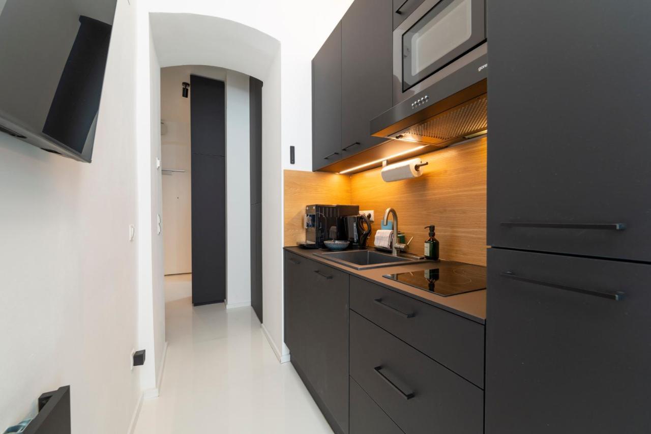Josef'S Home I Studio Mini I Near Uno & Vic Vienna Exterior photo